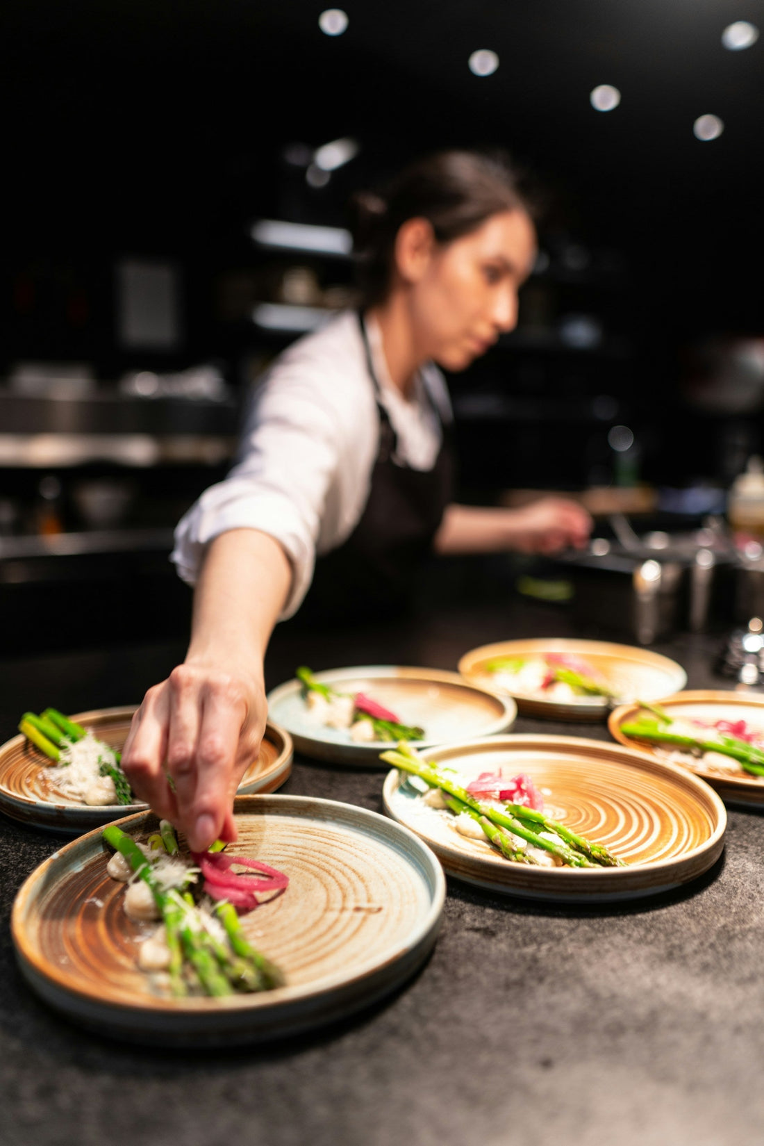 Chef à domicile à Lyon : l'art de choisir, plus que de réserver
