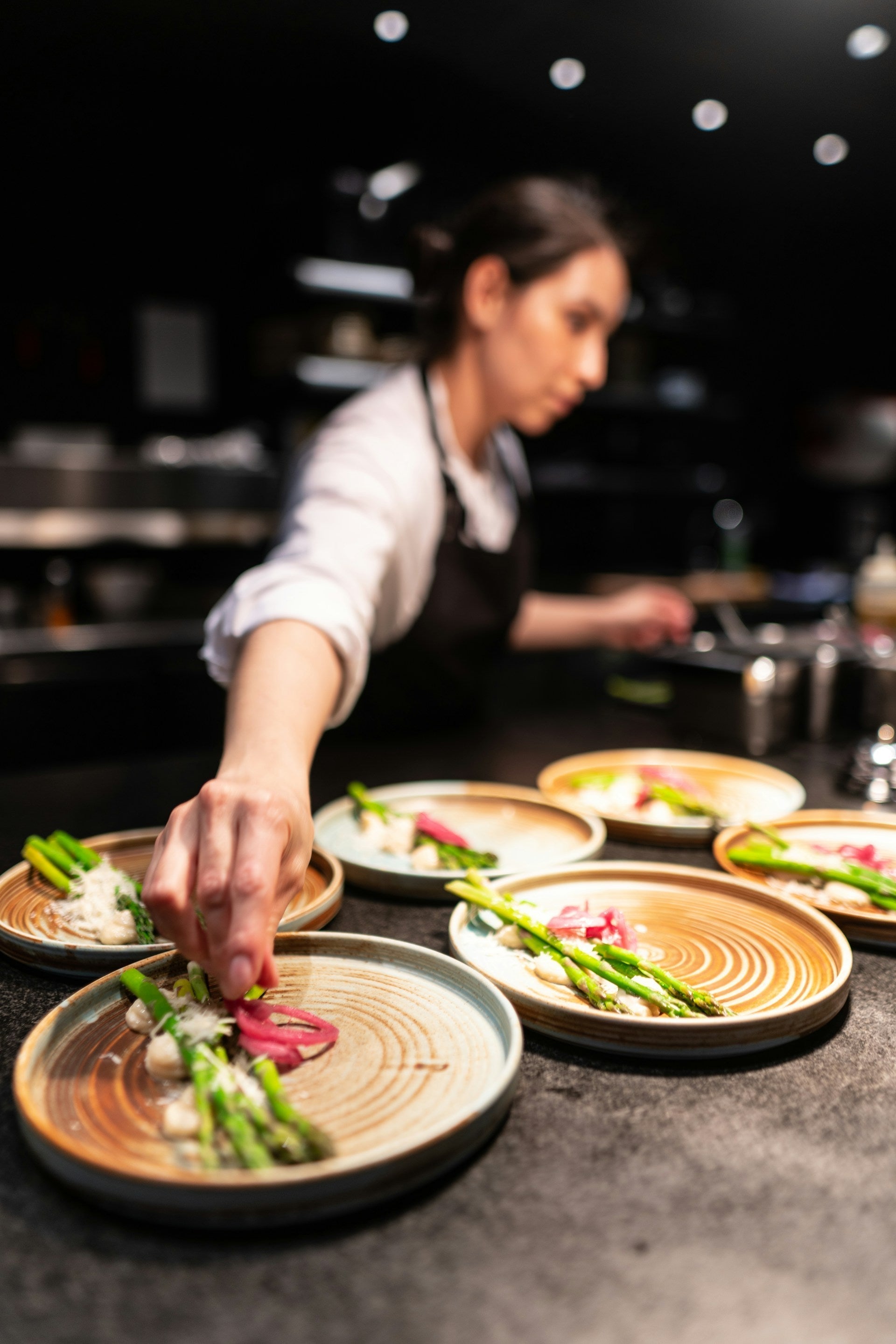 Chef à domicile à Lyon : l'art de choisir, plus que de réserver
